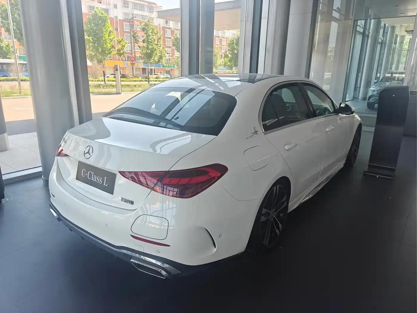 Mercedes-Benz C-Class PHEV 2025 C 350 eL — миниатюра 2