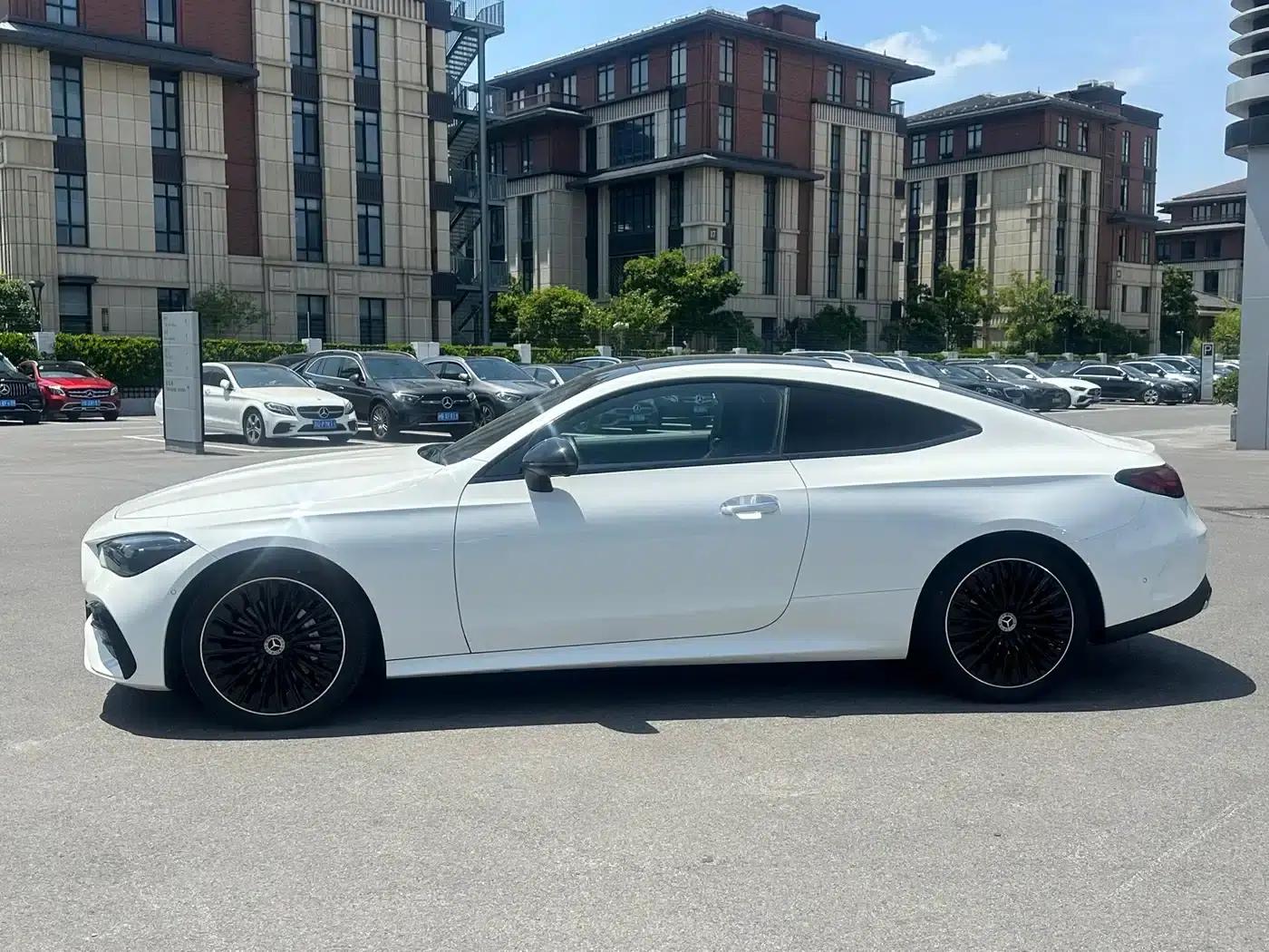 Mercedes-Benz CLE 2024 CLE 300 4MATIC Luxury Coupe — миниатюра 11