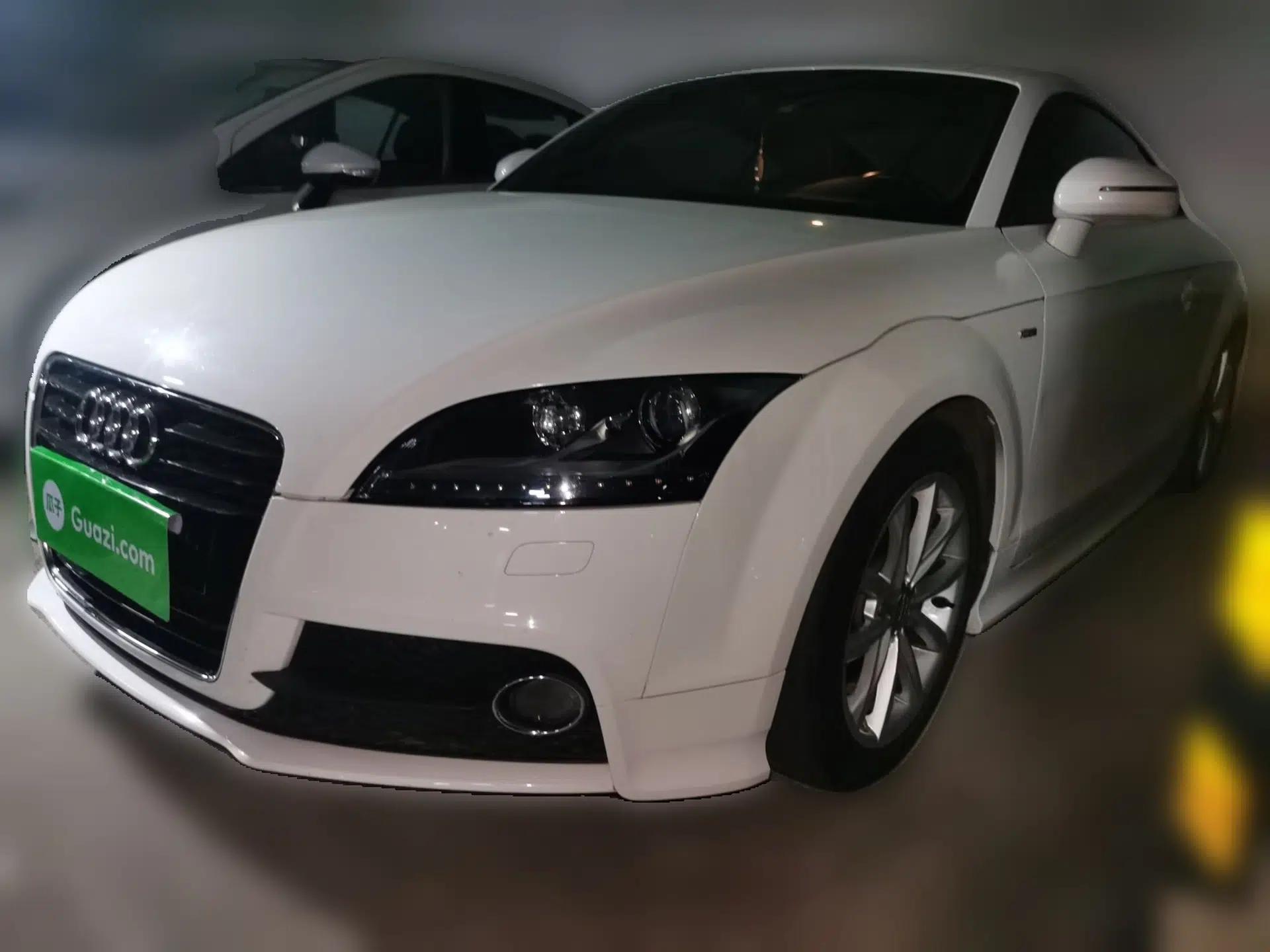 Audi TT 2013 TT Coupe 45 TFSI White Classic Edition — миниатюра 1