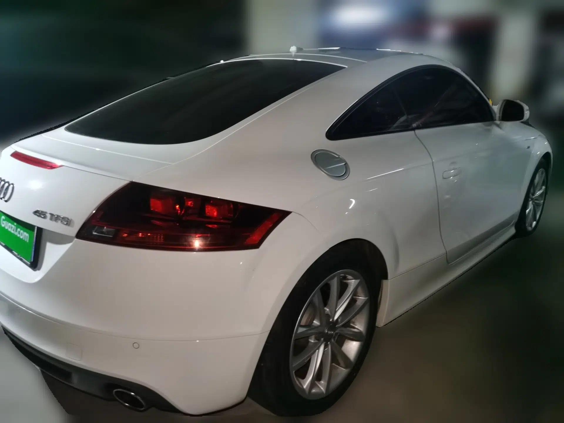 Audi TT 2013 TT Coupe 45 TFSI White Classic Edition — миниатюра 6