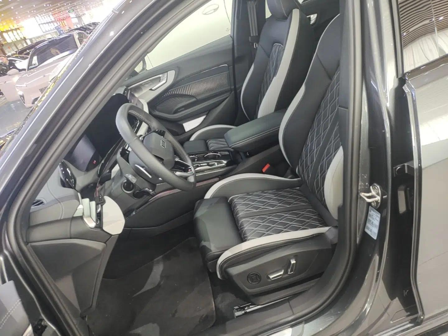Audi A5L 2026 2.0T Sport quattro — миниатюра 18