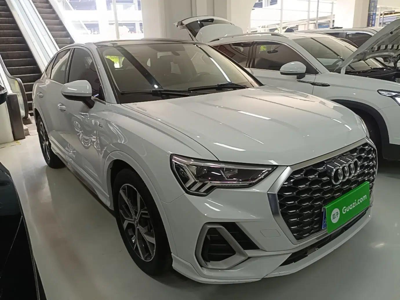 Audi Q3 Sportback 2020 40 TFSI Fashion Model — миниатюра 3