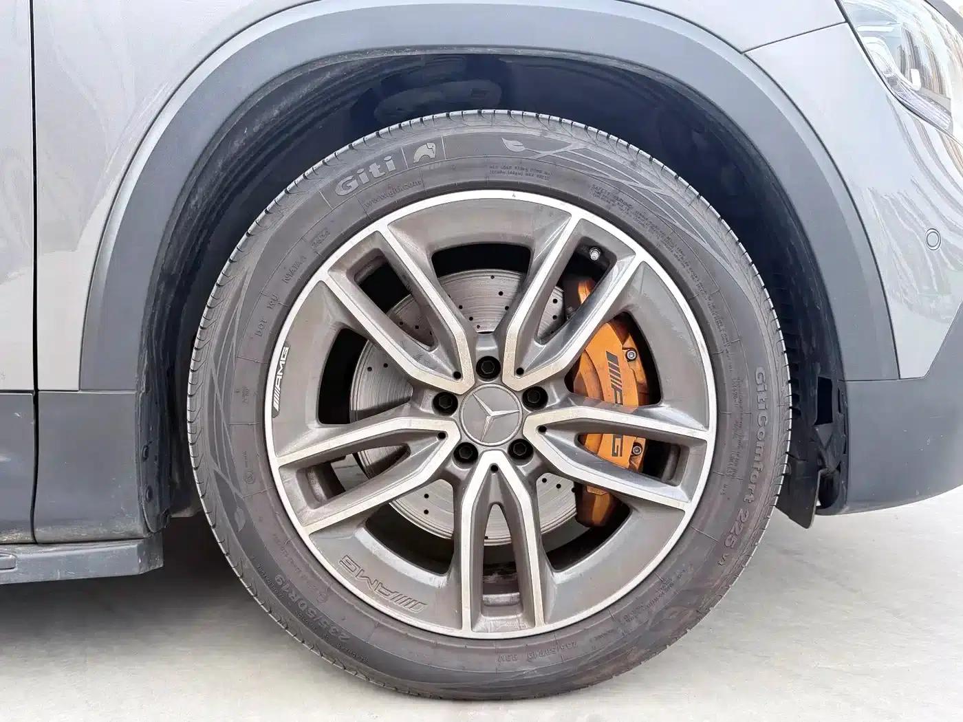 2021 Mercedes-Benz GLB AMG 35 4MATIC — миниатюра 4
