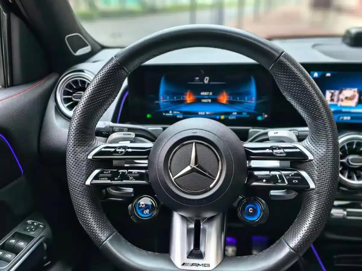 2024 Mercedes-Benz GLB AMG 35 4MATIC — миниатюра 9