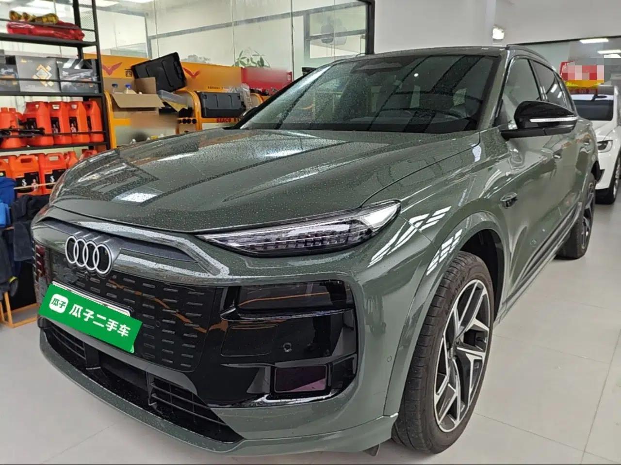 Audi Q6L e-tron 2026 First Launch Navigation Edition — миниатюра 1