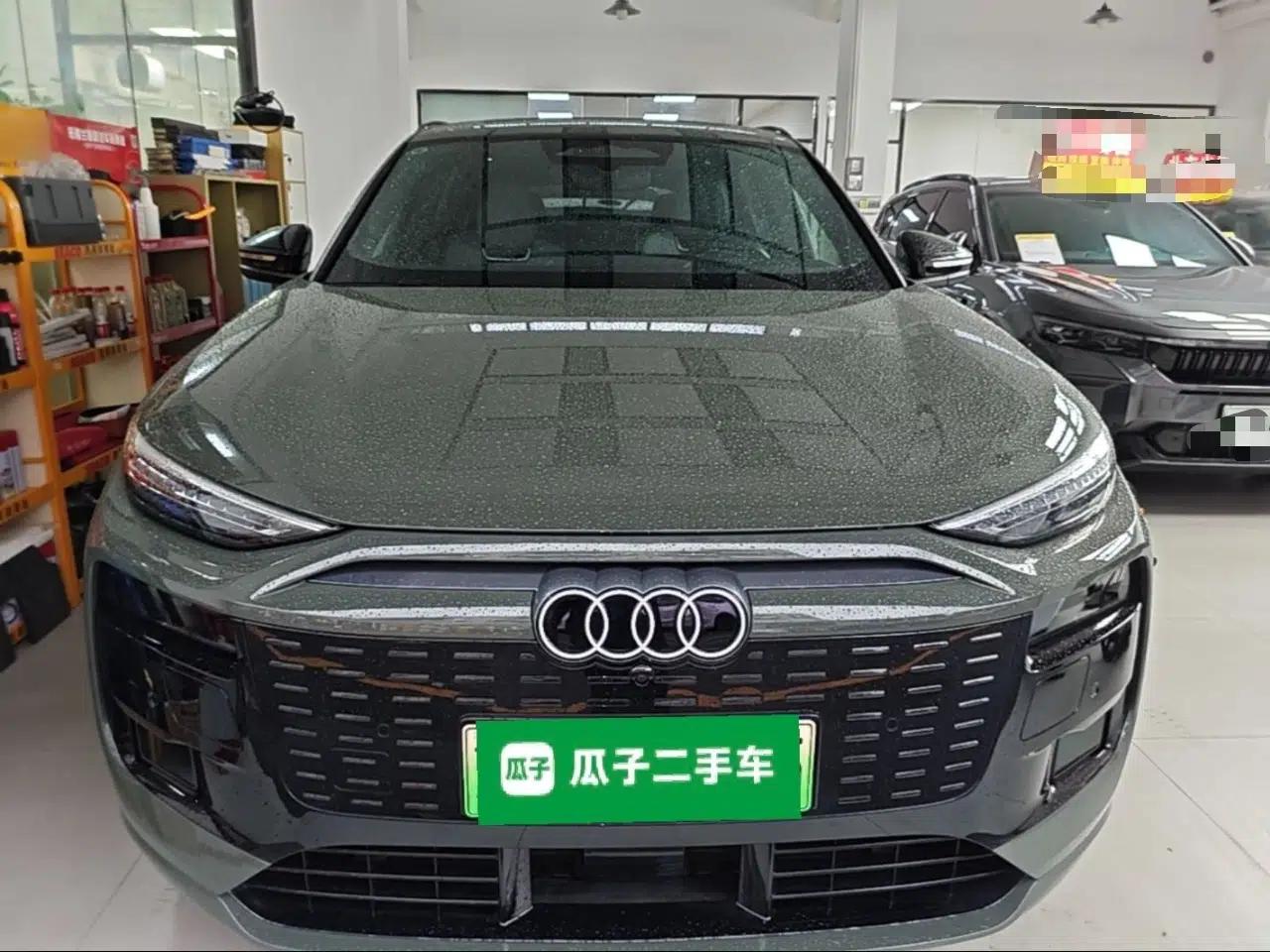 Audi Q6L e-tron 2026 First Launch Navigation Edition — миниатюра 2