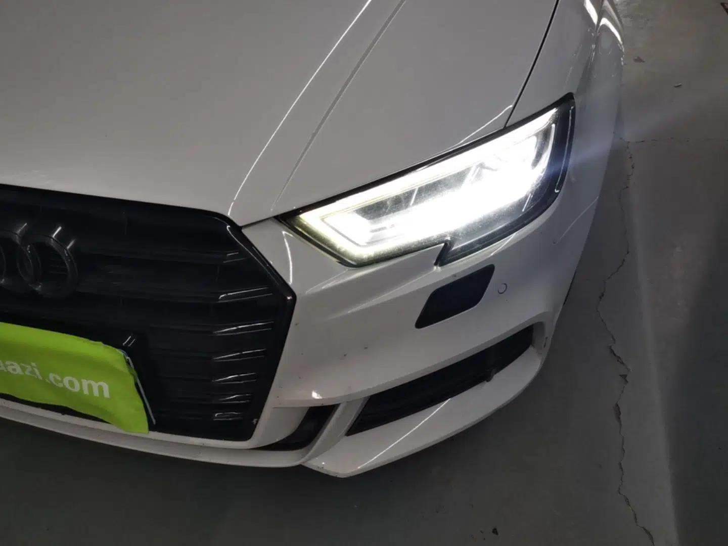 Audi S3 2017 Year Restyled S3 2.0T Limousine — миниатюра 5