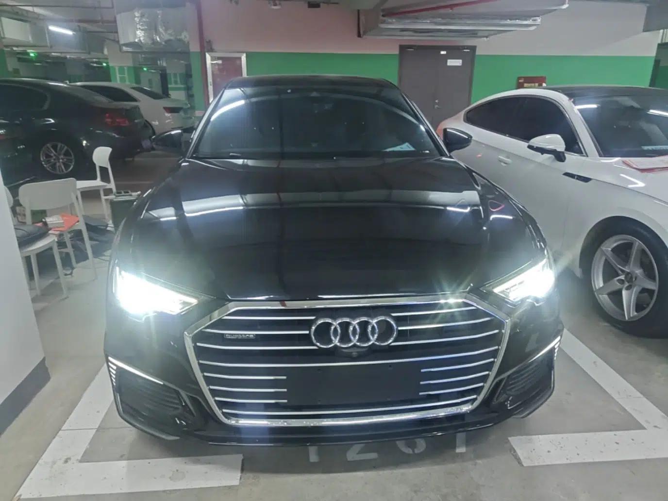 Audi A6L New Energy 2020 55 TFSI e quattro — миниатюра 2
