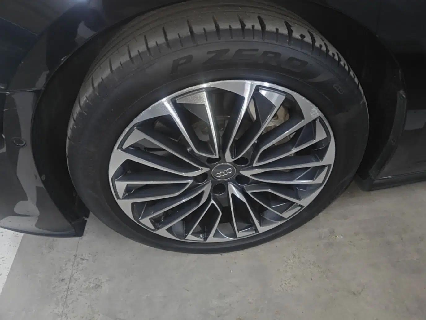 Audi A6L New Energy 2020 55 TFSI e quattro — миниатюра 8