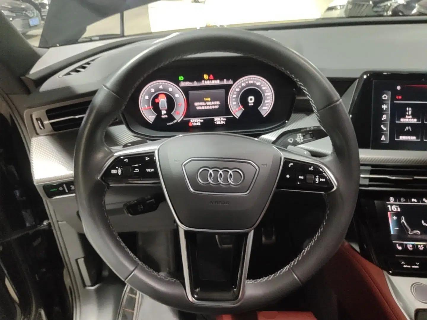 Audi Q6 2024 45 TFSI quattro Black Warrior Edition 6 Seats — миниатюра 14