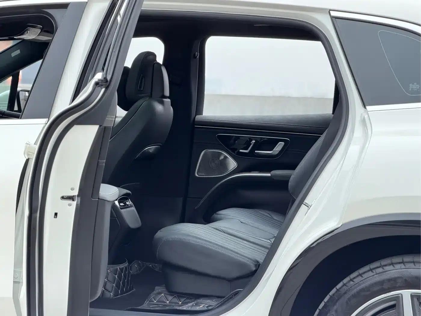 Mercedes-Benz EQS SUV 2023 450 4MATIC Pioneer Edition — миниатюра 19