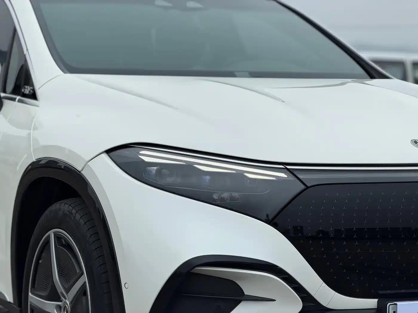 Mercedes-Benz EQS SUV 2023 450 4MATIC Pioneer Edition — миниатюра 31