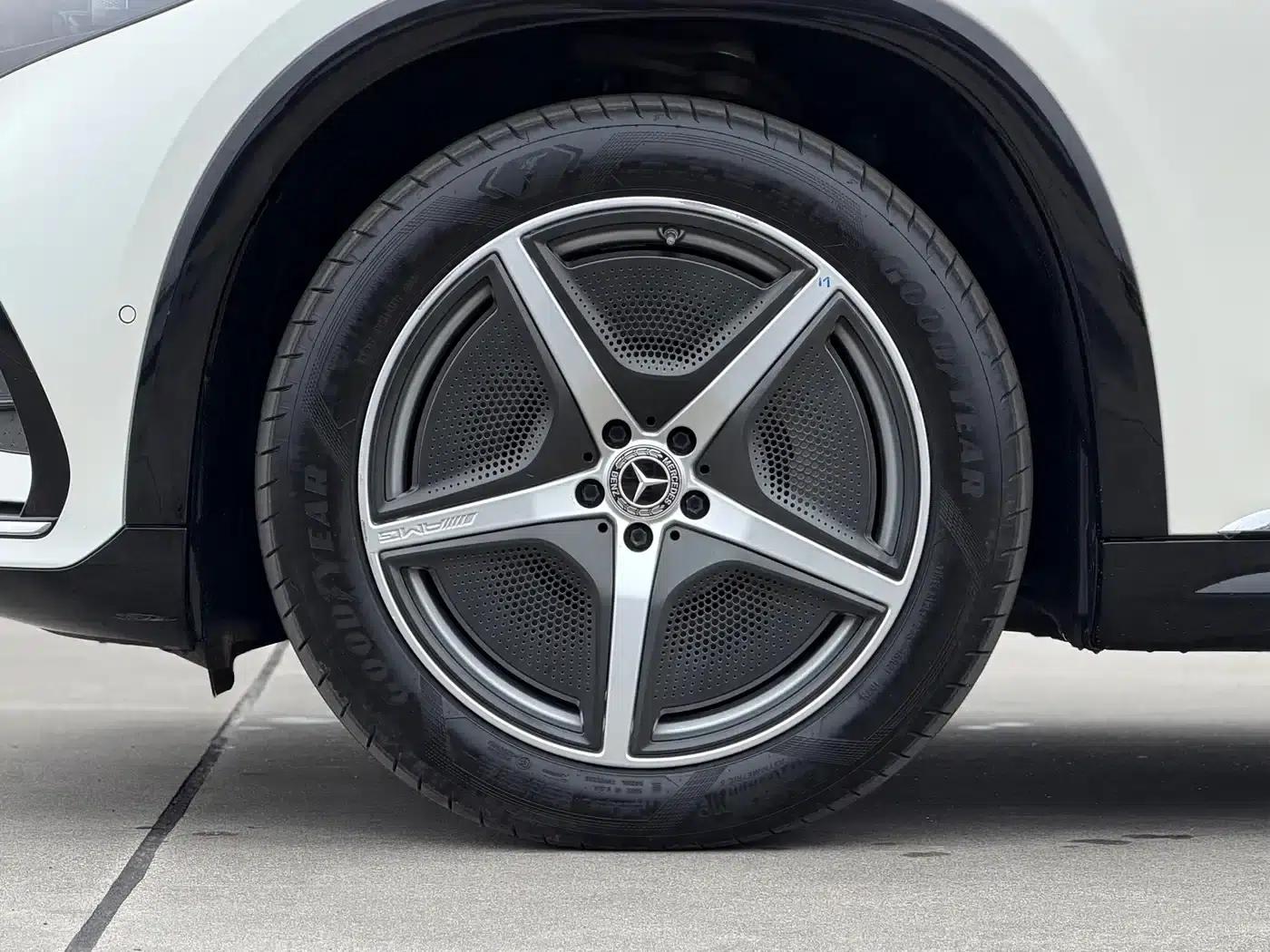 Mercedes-Benz EQS SUV 2023 450 4MATIC Pioneer Edition — миниатюра 35