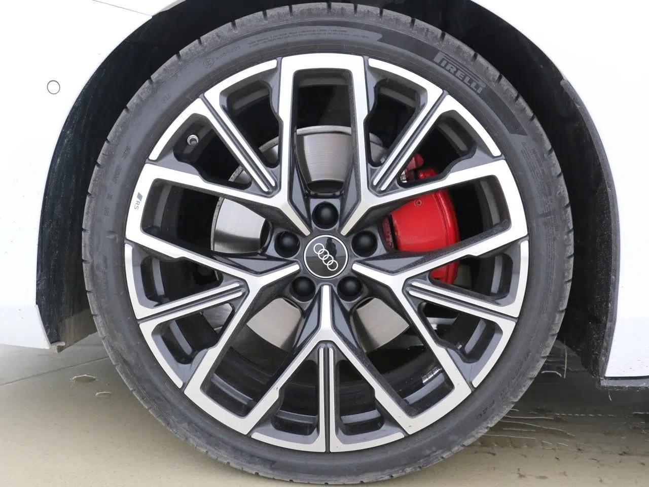 Audi A5L Sportback 2026 TFSI 150kW Smart Leading quattro Edition — миниатюра 11
