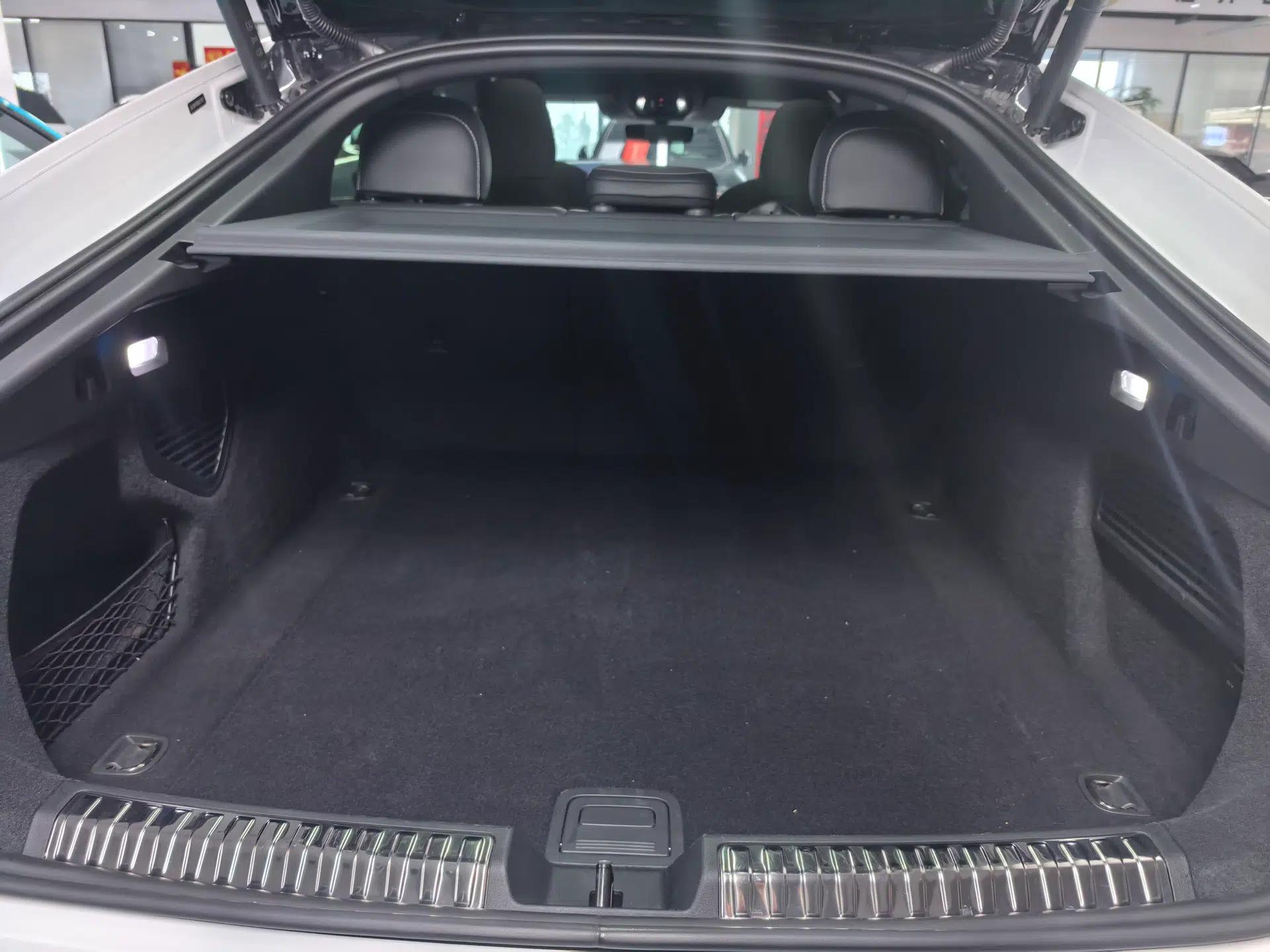 Audi A5L Sportback 2026 TFSI 150kW Smart Leading quattro Edition — миниатюра 20