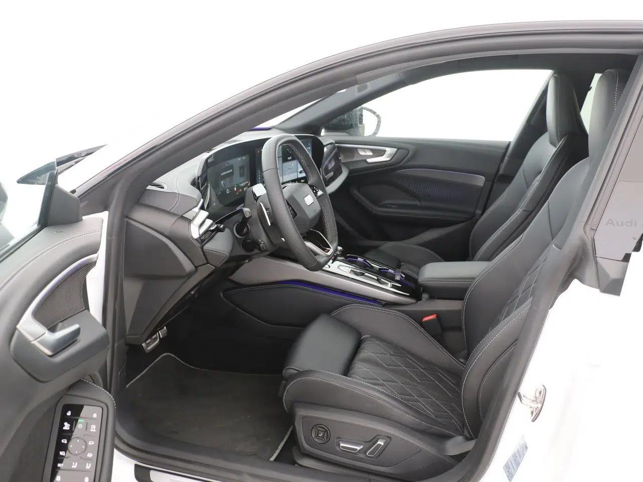 Audi A5L Sportback 2026 TFSI 150kW Smart Leading quattro Edition — миниатюра 25