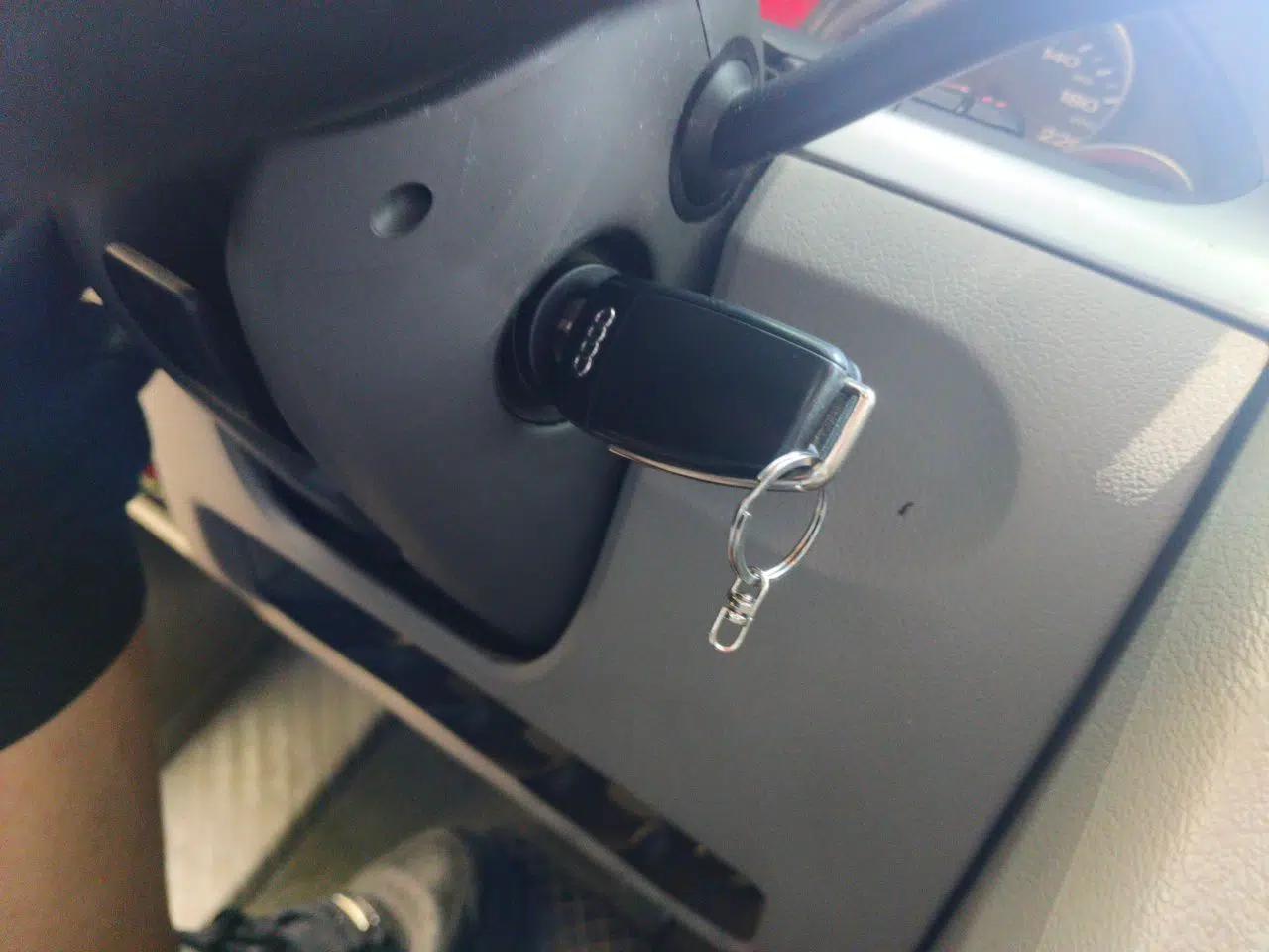 Audi A4 2008 1.8T automatic comfort version — миниатюра 9