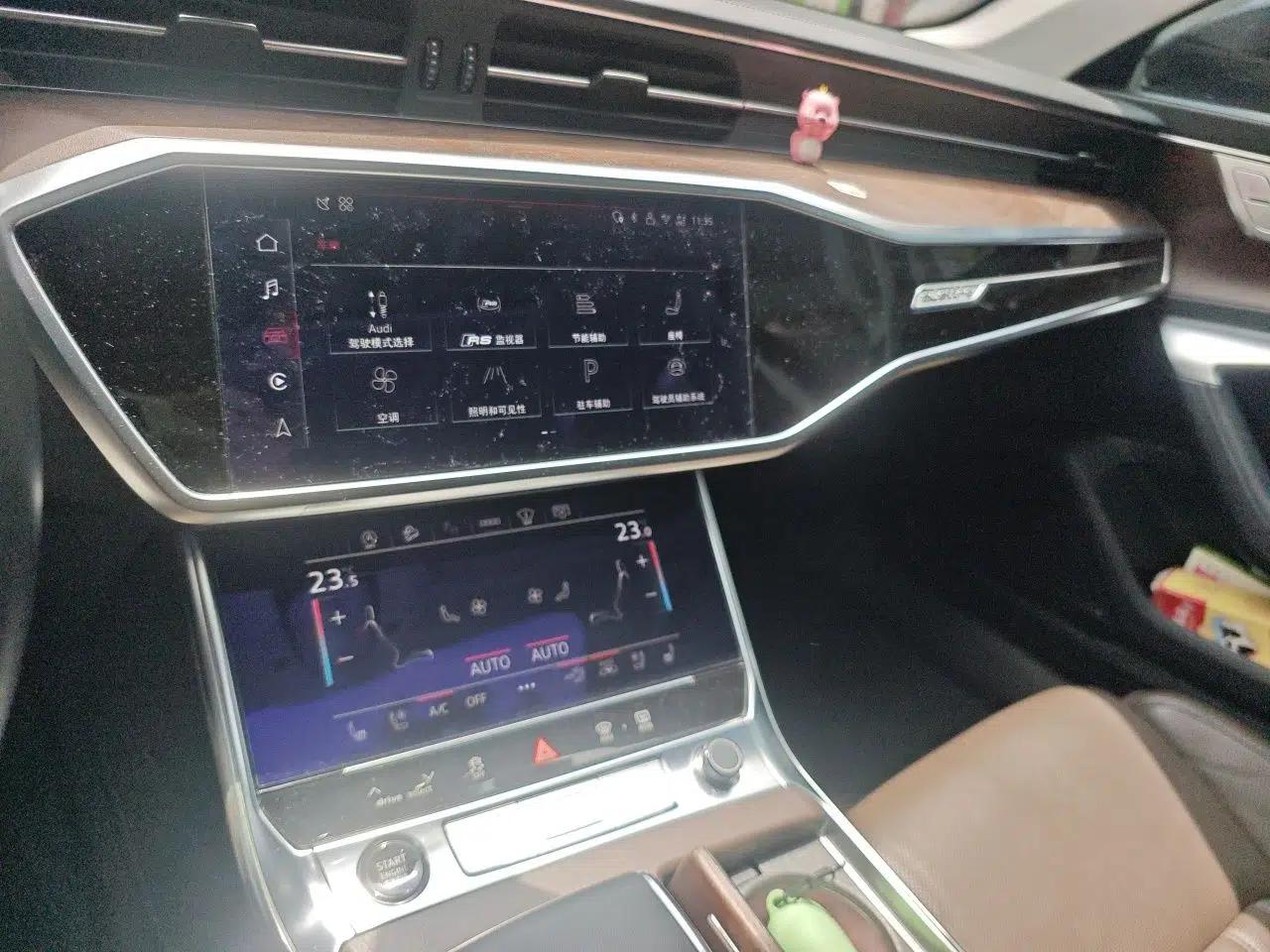 Audi A6 2021 allroad quattro Explorer 55 TFSI Prestige Off-Road Model — миниатюра 14