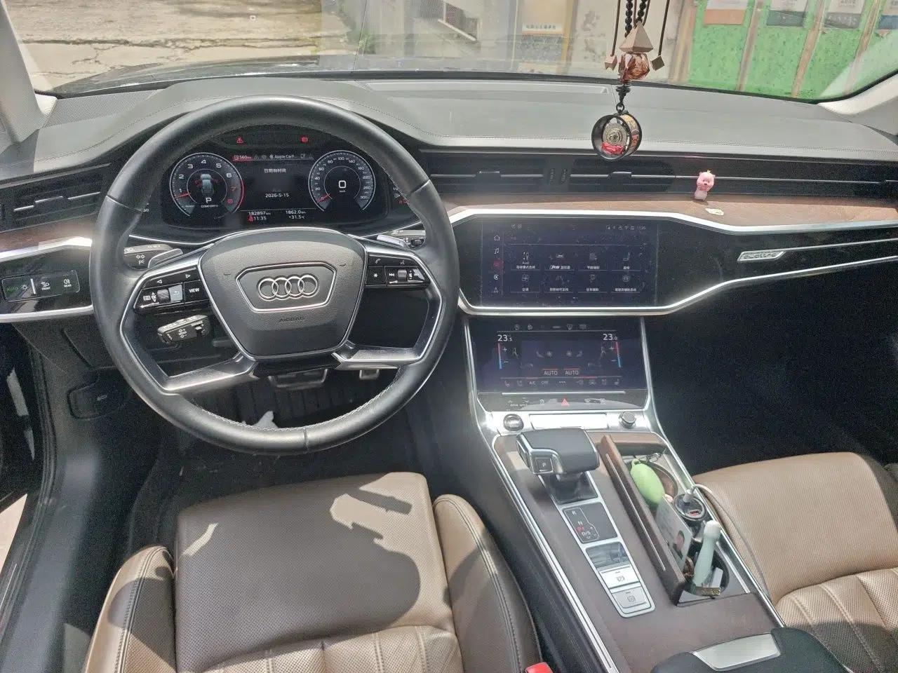 Audi A6 2021 allroad quattro Explorer 55 TFSI Prestige Off-Road Model — миниатюра 10