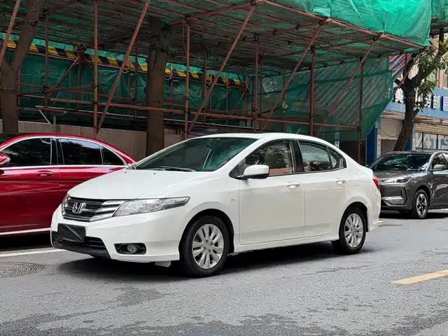 Honda City Classic 2014 Fashion 1.5L Automatic Elite Edition