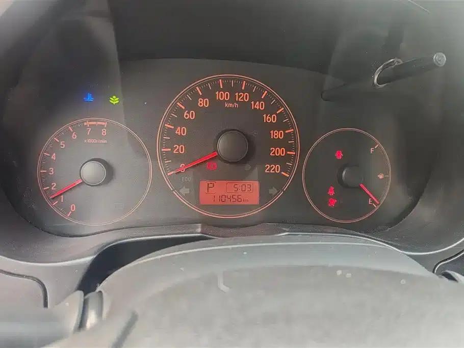 Honda City 2015 1.5L CVT Comfort Edition — миниатюра 14
