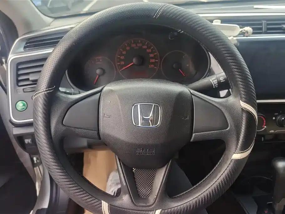 Honda City 2015 1.5L CVT Comfort Edition — миниатюра 15