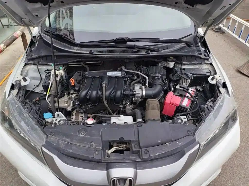 Honda City 2015 1.5L CVT Comfort Edition — миниатюра 20