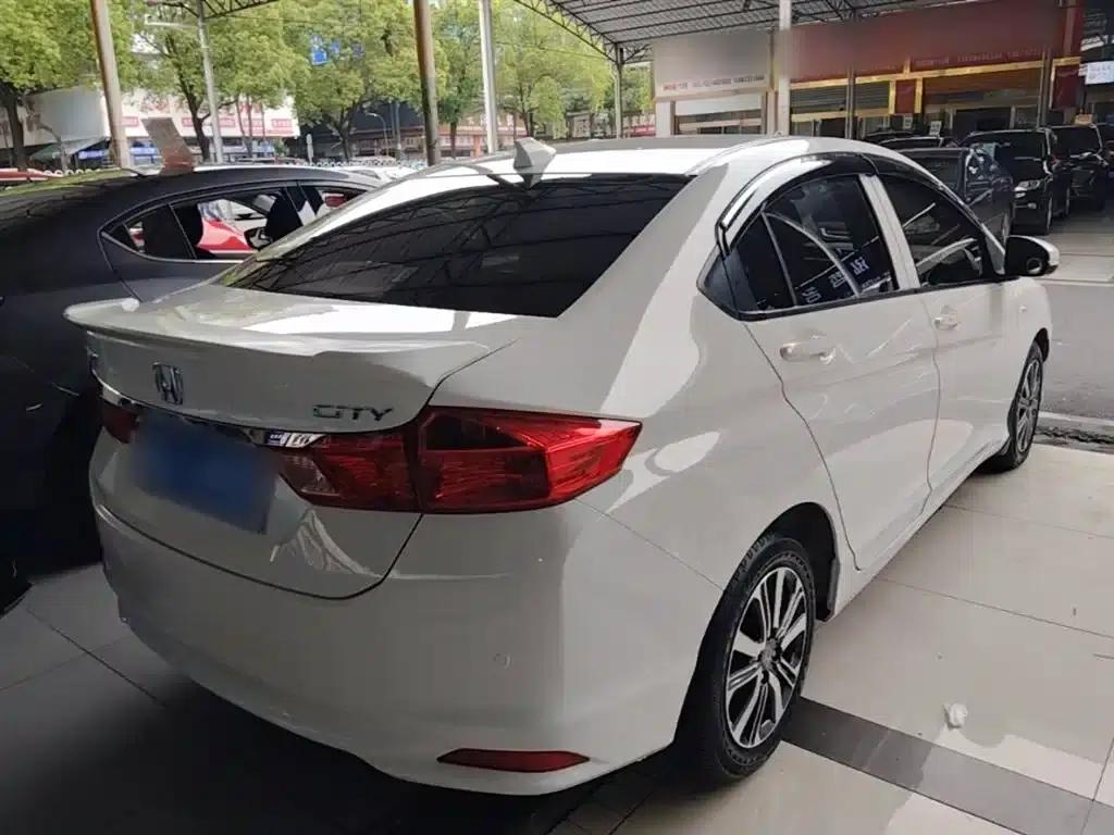 Honda City 2019 1.5L CVT Sport Edition — миниатюра 7