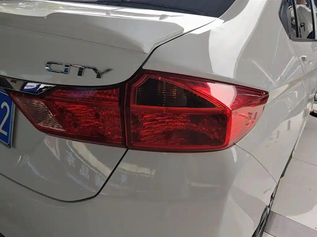 Honda City 2019 1.5L CVT Sport Edition — миниатюра 8