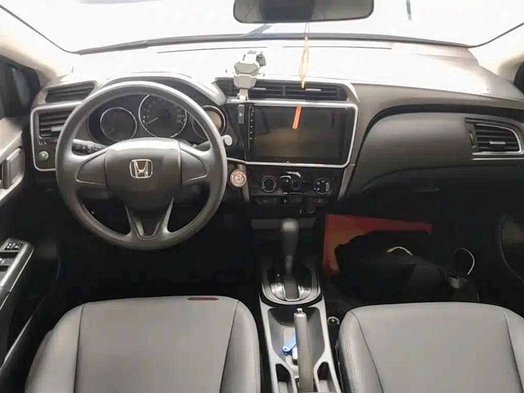 Honda City 2019 1.5L CVT Sport Edition — миниатюра 10