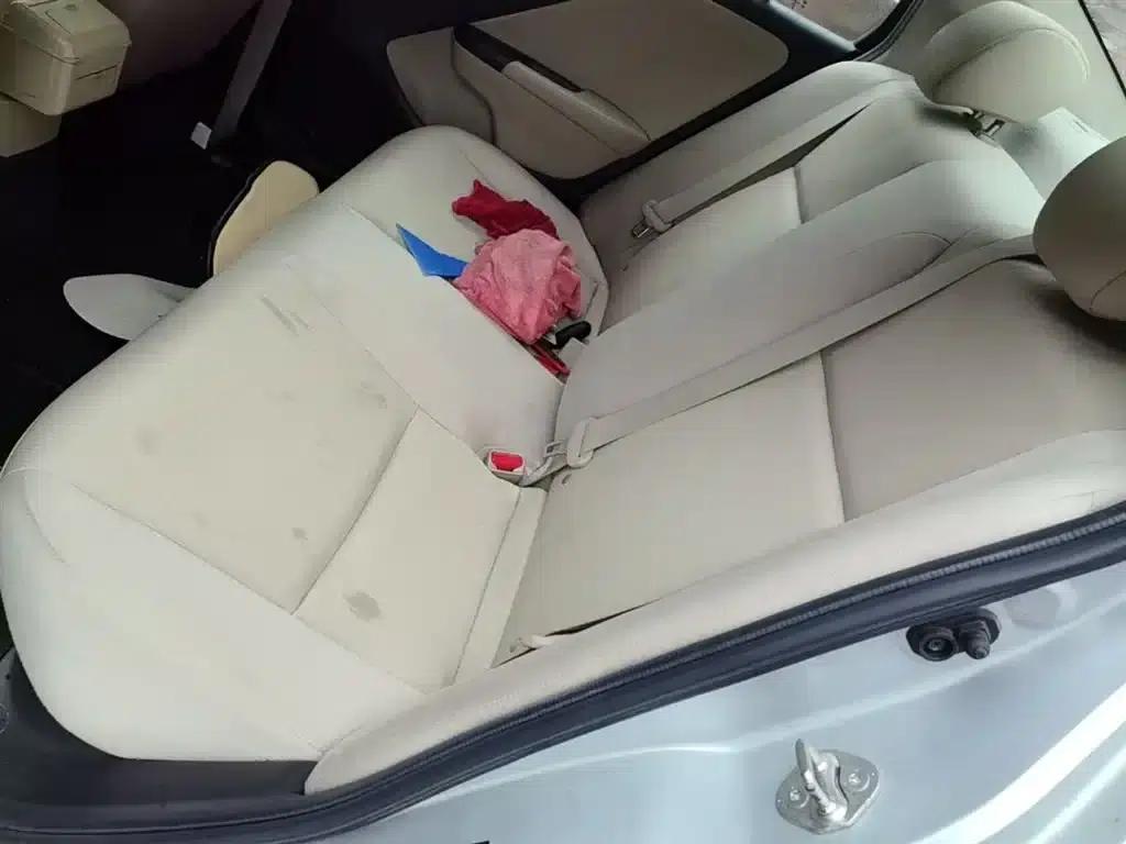 Honda City 2015 1.5L CVT Comfort Edition — миниатюра 17
