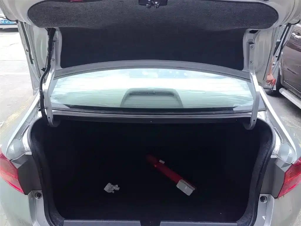 Honda City 2015 1.5L CVT Comfort Edition — миниатюра 19