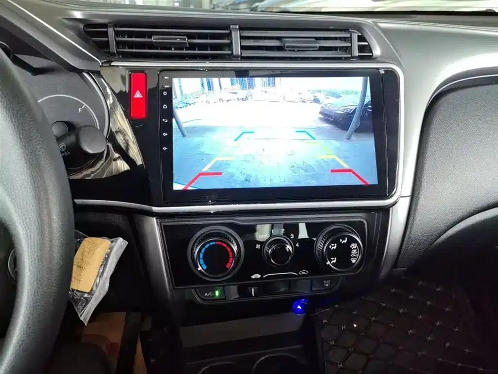 Honda City 2019 1.5L CVT Comfort Edition — миниатюра 13