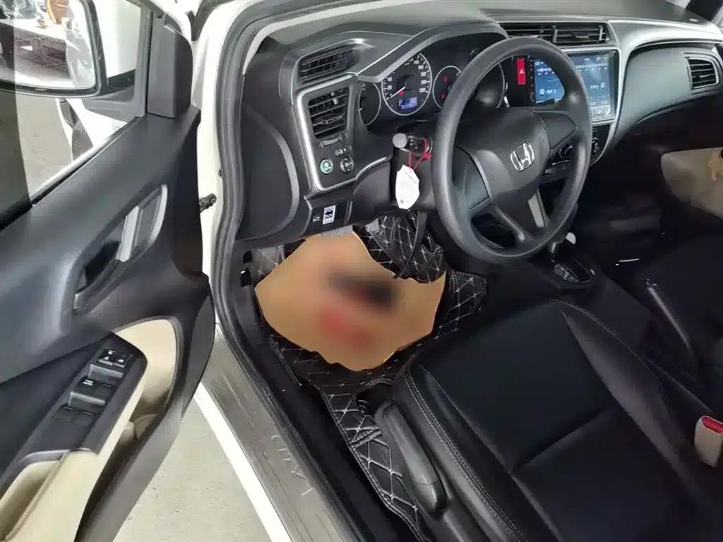 Honda City 2019 1.5L CVT Comfort Edition — миниатюра 16