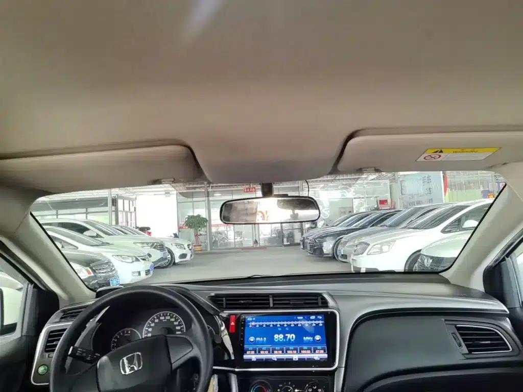 Honda City 2019 1.5L CVT Comfort Edition — миниатюра 18