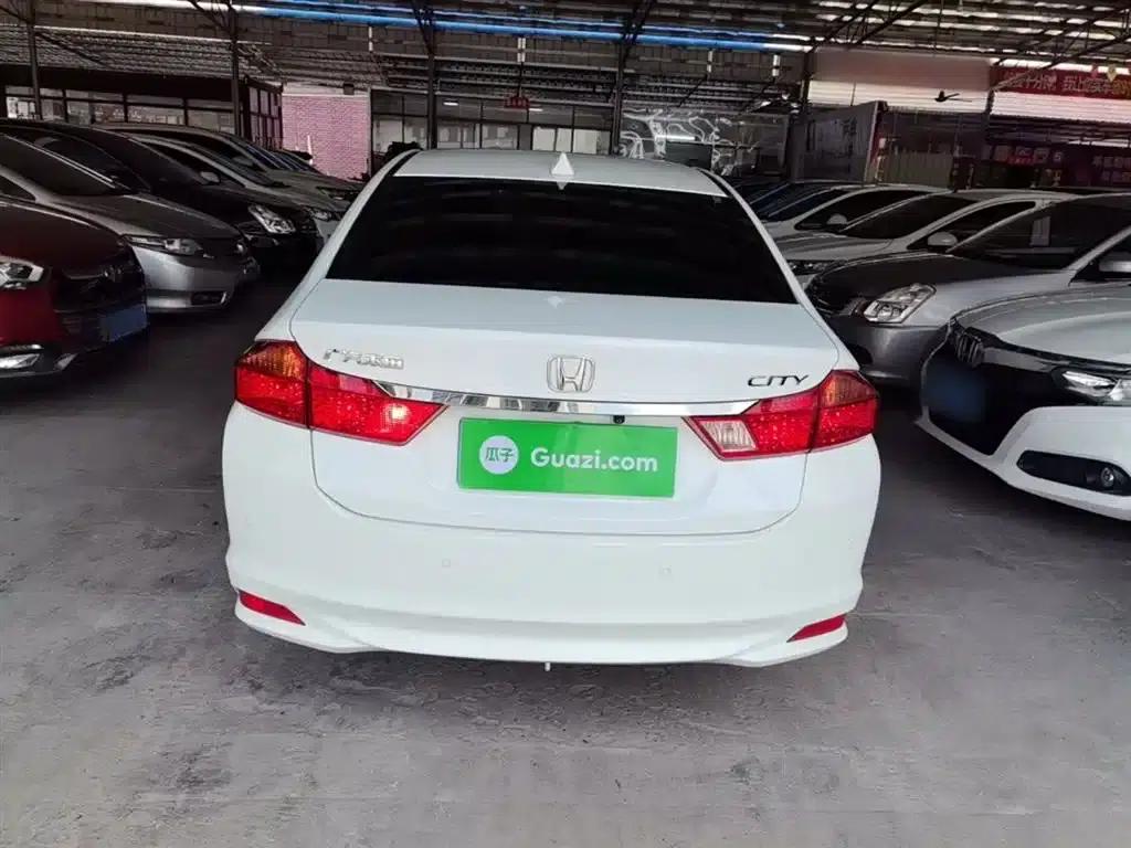 Honda City 2019 1.5L CVT Comfort Edition — миниатюра 6