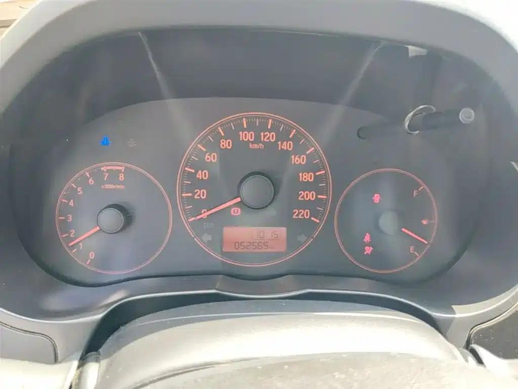 Honda City 2017 1.5L Manual Comfort Edition — миниатюра 12