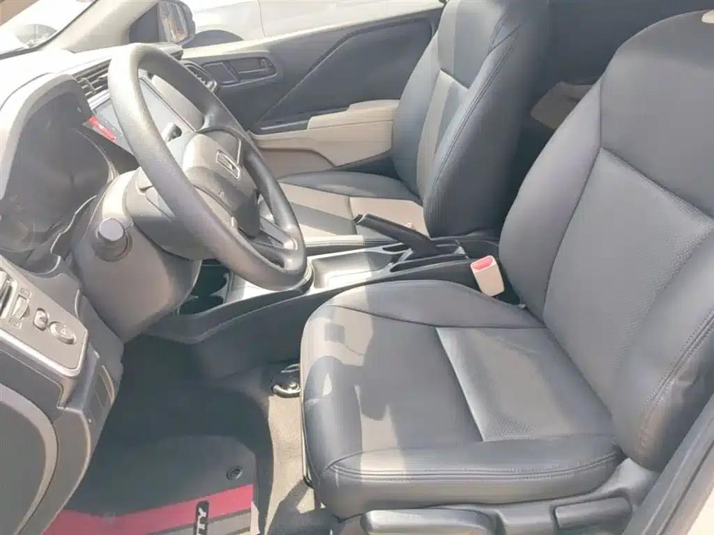 Honda City 2017 1.5L Manual Comfort Edition — миниатюра 15