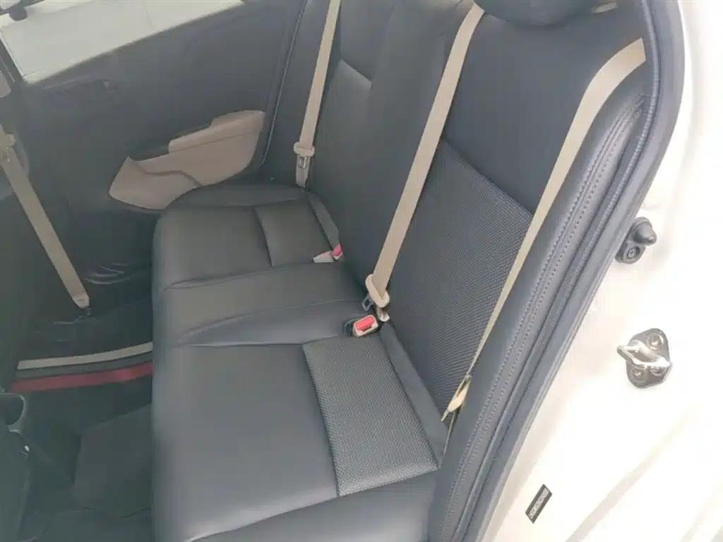 Honda City 2017 1.5L Manual Comfort Edition — миниатюра 17