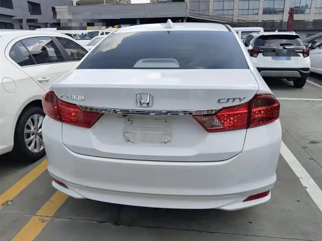 Honda City 2017 1.5L Manual Comfort Edition — миниатюра 6