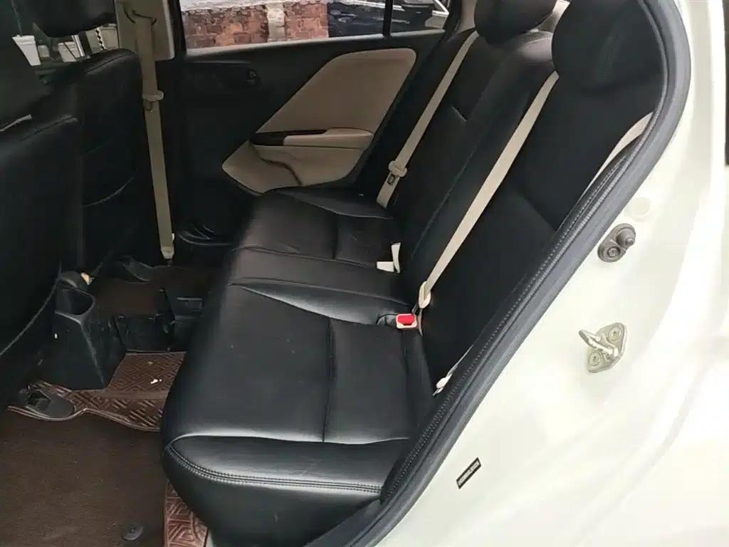 Honda City 2019 1.5L CVT Comfort Edition — миниатюра 17