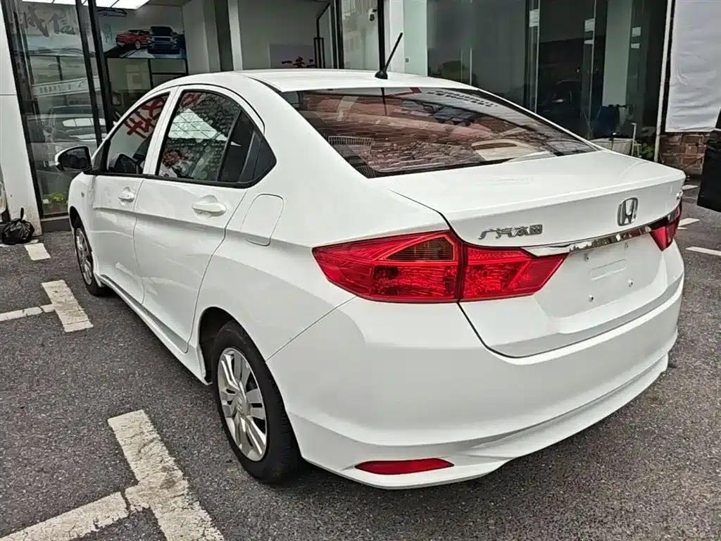 Honda City 2019 1.5L CVT Comfort Edition — миниатюра 5