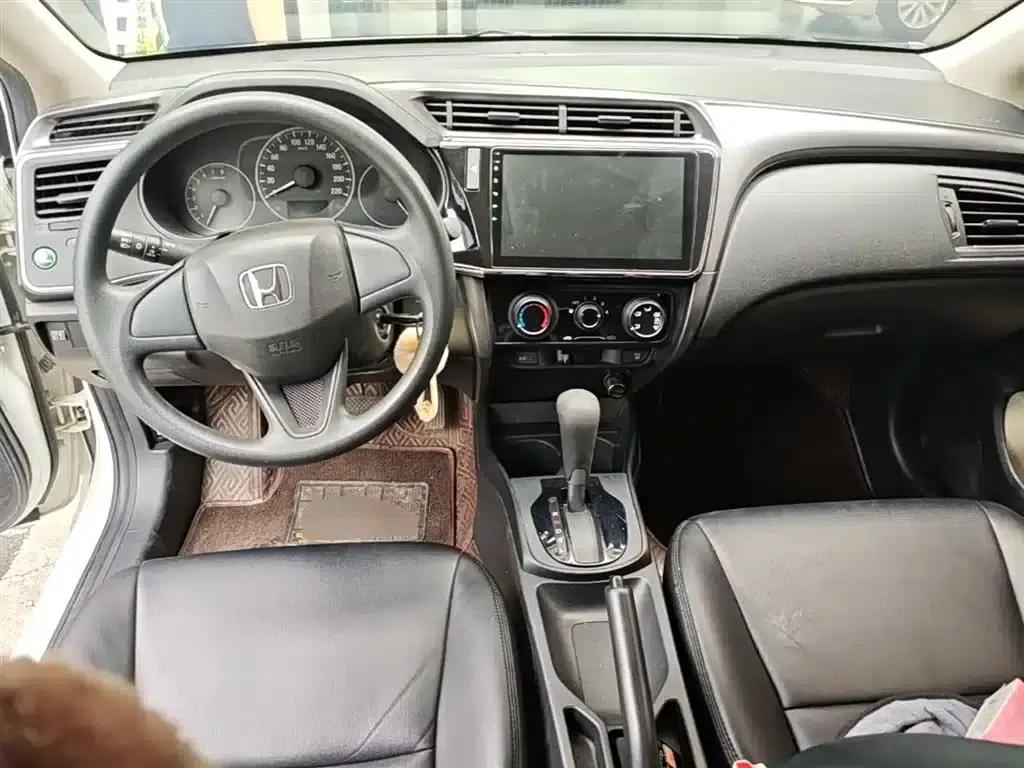 Honda City 2019 1.5L CVT Comfort Edition — миниатюра 10
