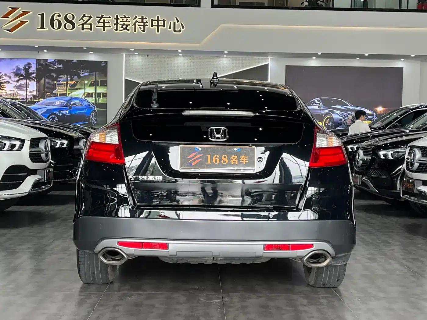 Crosstour 2016 2.4L Luxury Edition — миниатюра 6