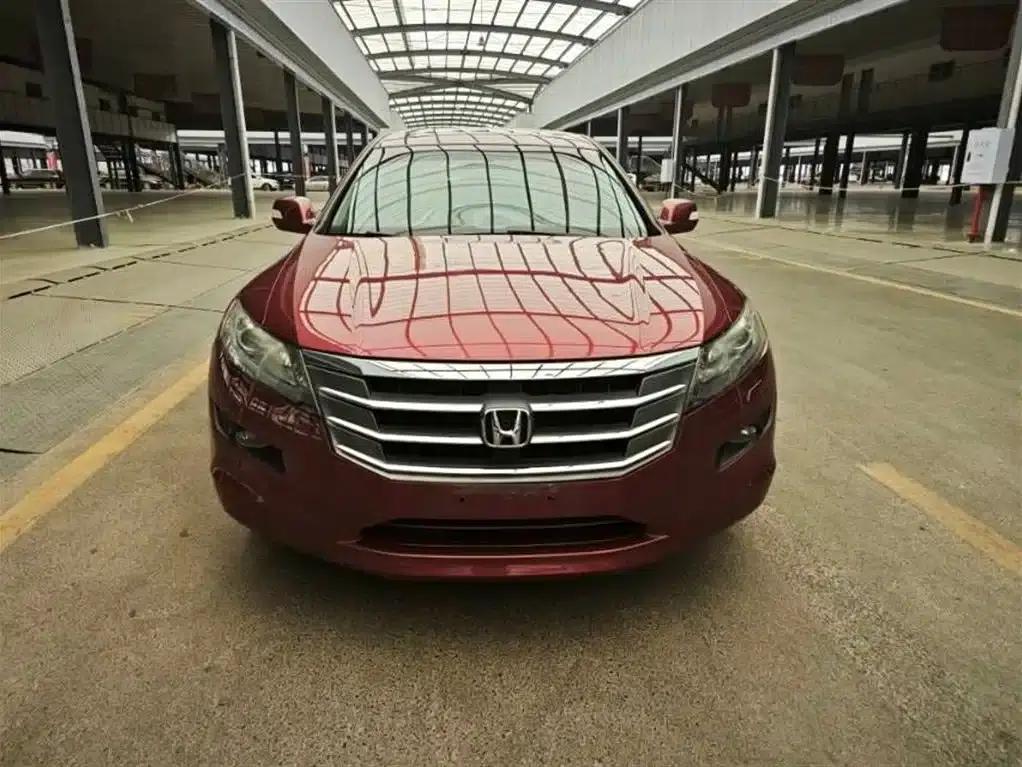 Crosstour 2012 2.4L Premium Edition — миниатюра 2