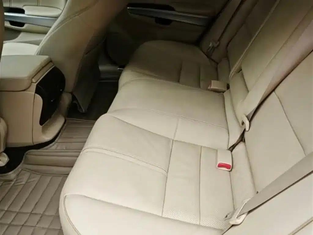 Crosstour 2012 2.4L Premium Edition — миниатюра 5