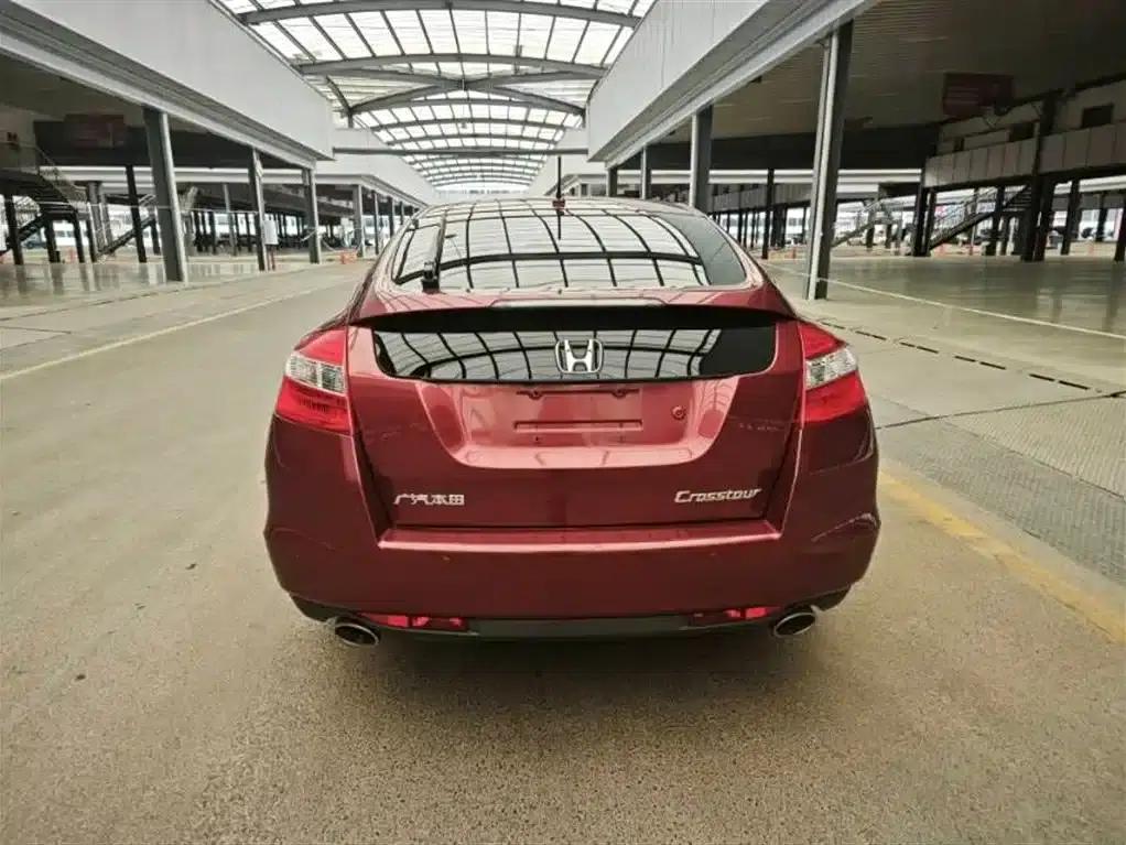 Crosstour 2012 2.4L Premium Edition — миниатюра 8