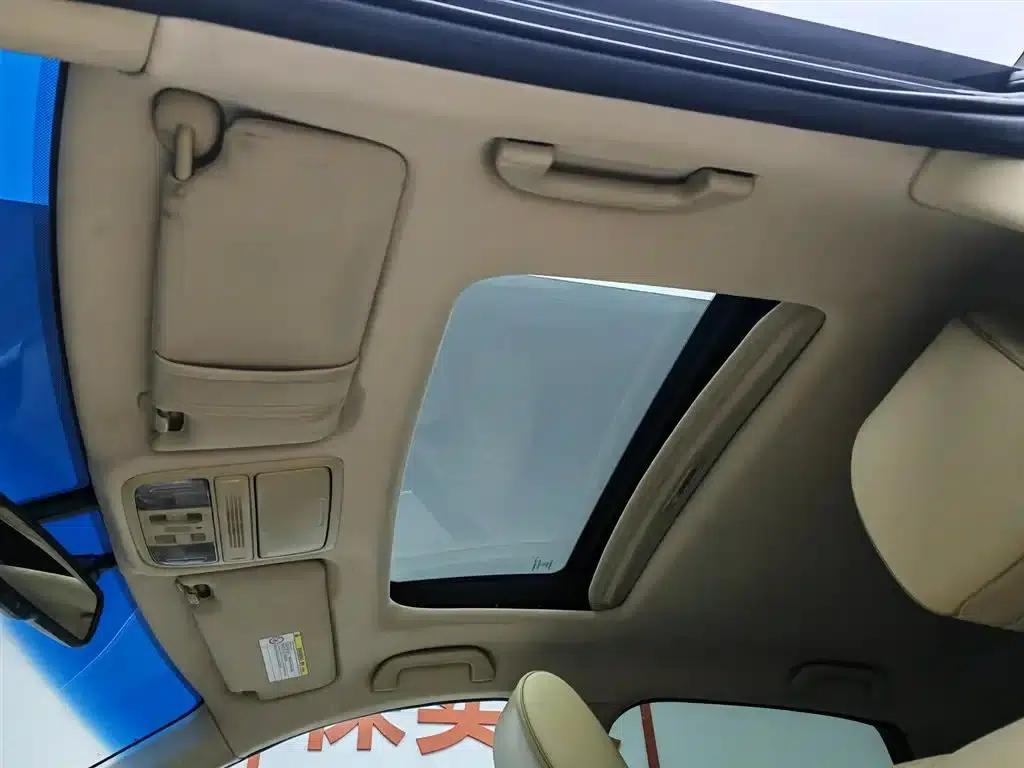 Crosstour 2012 2.4L Luxury Edition — миниатюра 14