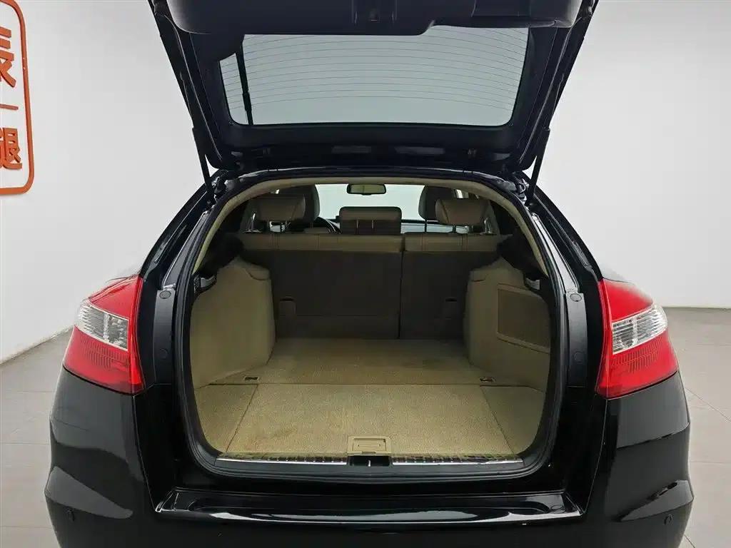 Crosstour 2012 2.4L Luxury Edition — миниатюра 16