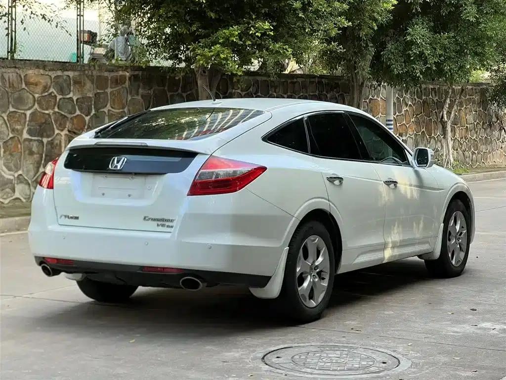 Crosstour 2011 3.5L Premium Edition — миниатюра 9